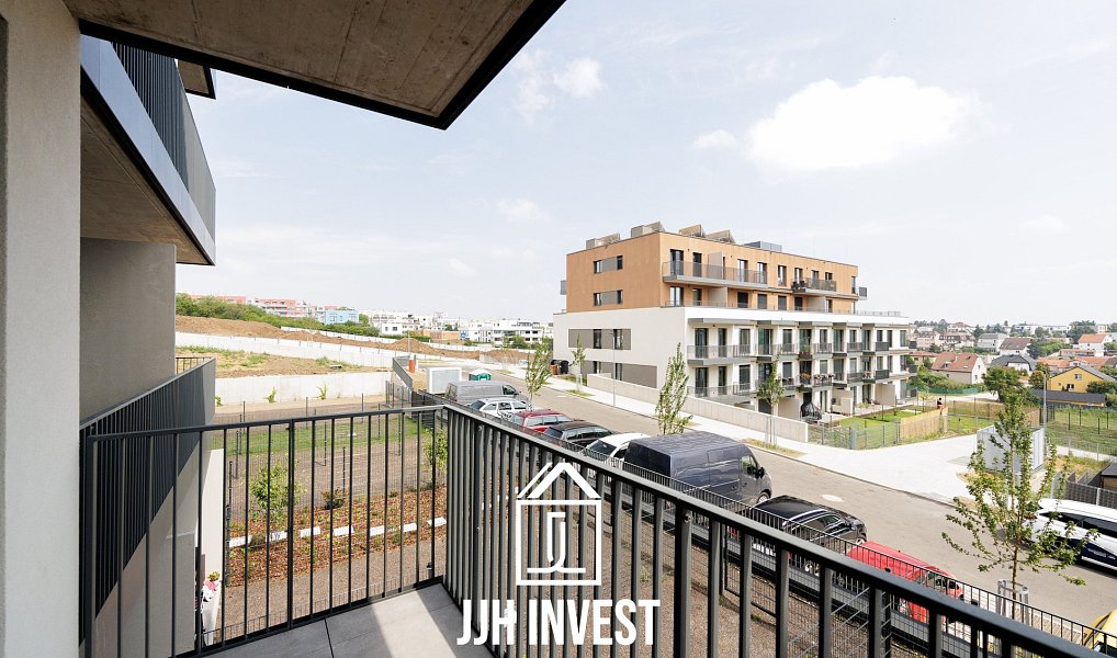 Prodej bytu 1+kk 30 m², Praha – náhled fotky 11
