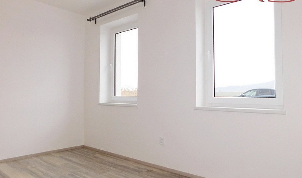 Pronájem bytu 3+kk 72 m², Jičín – náhled fotky 5