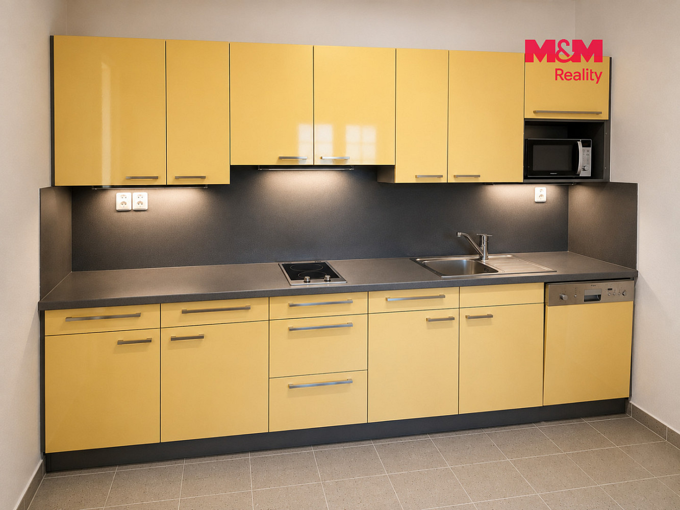 Pronájem domu 160 m² s pozemkem 760 m² — photo 3