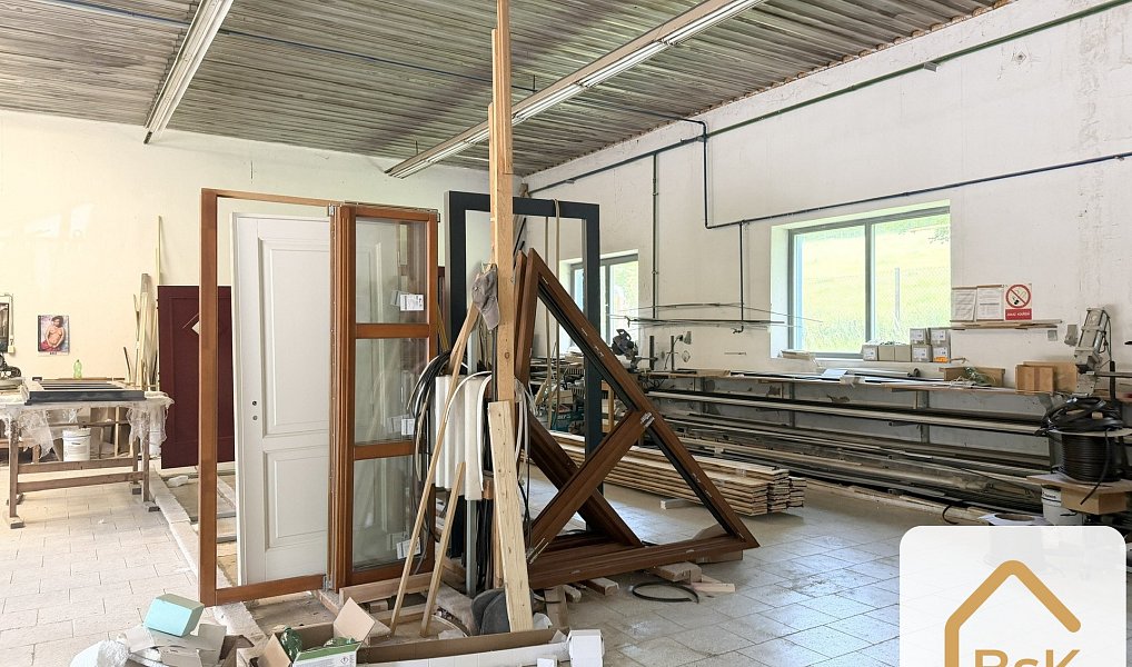 Prodej výrobních prostor 1 100 m², Vilémov – náhled fotky 7