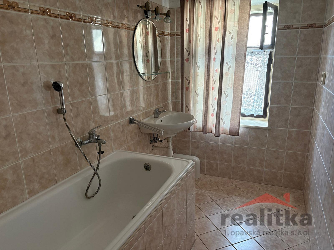 Prodej chaty/chalupy 1 135 m² s pozemkem 1 135 m² — photo 3