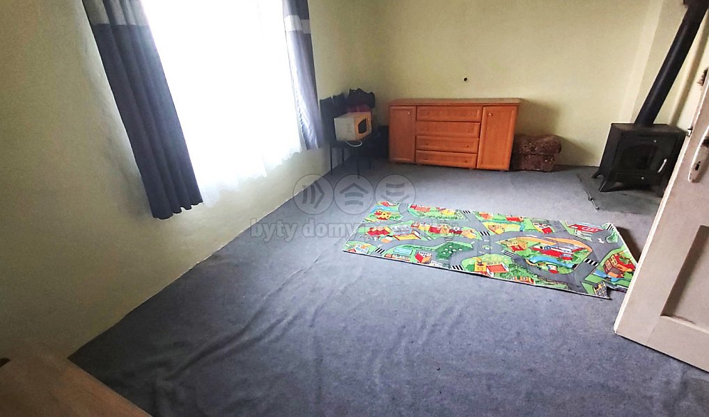 Prodej domu 150 m² s pozemkem 884 m², Kounov – náhled fotky 9