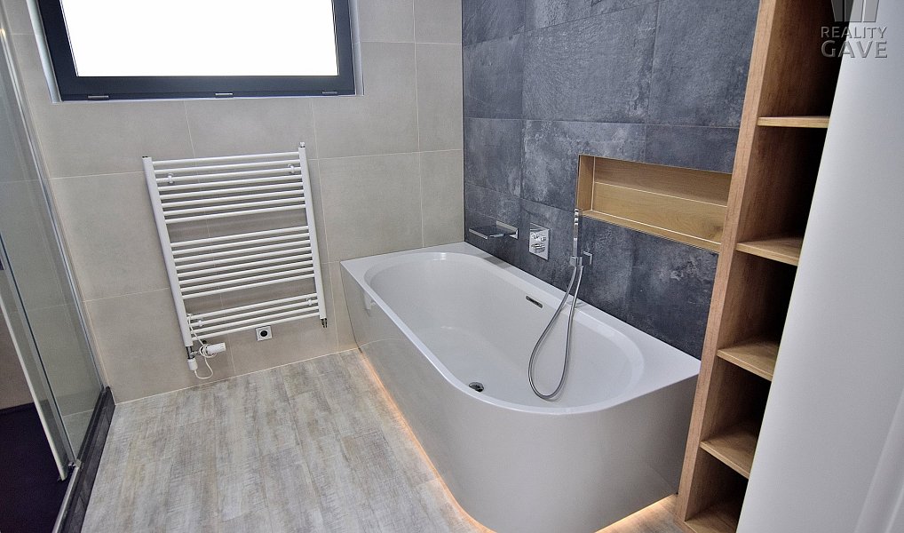 Prodej domu 134 m² s pozemkem 747 m², Krupka – náhled fotky 24