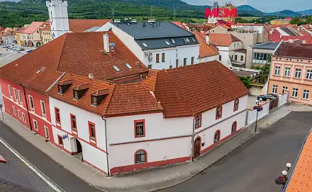Prodej domu 500 m² s pozemkem 374 m², Boženy Němcové, Kadaň, okres Chomutov