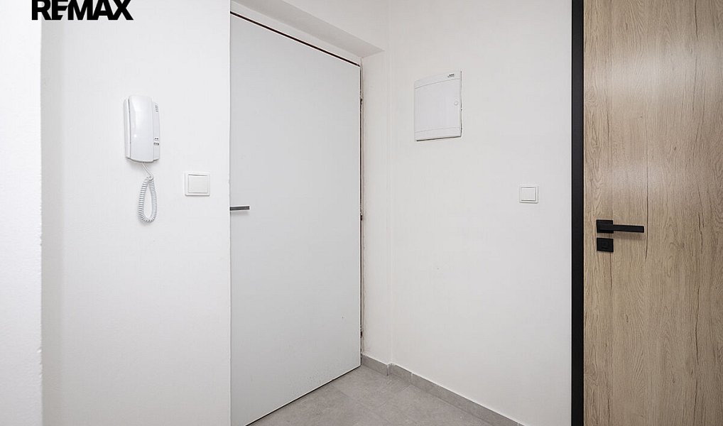 Pronájem bytu 3+kk 78 m², Strakonice – náhled fotky 23