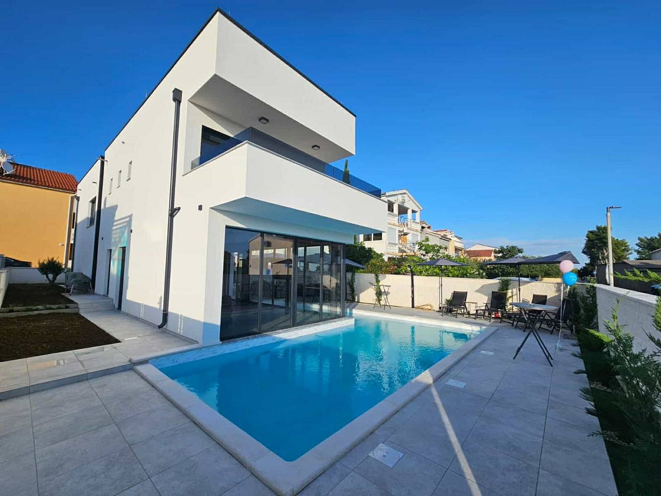 Prodej domu 262 m² s pozemkem 411 m²