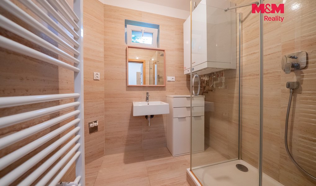 Prodej domu 170 m² s pozemkem 1 928 m², Blansko – náhled fotky 17