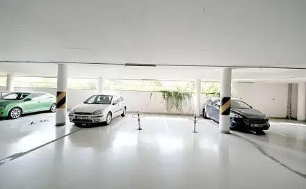 Garážová stání, V Dolině, Praha 4 Michle, V dolině, Praha 10 - Michle