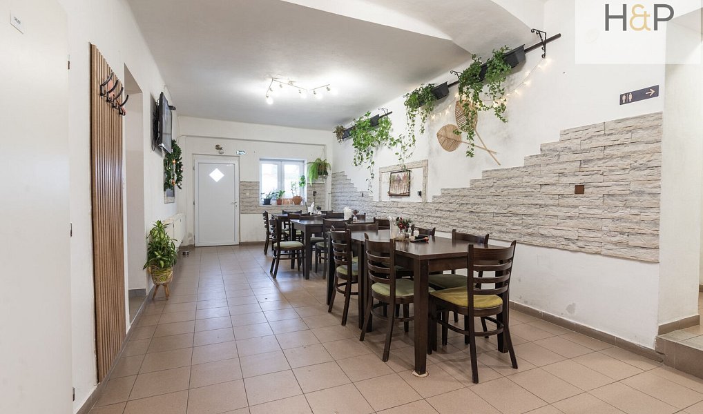 Prodej nájemního domu, činžáku 450 m², Skrbeň – náhled fotky 20
