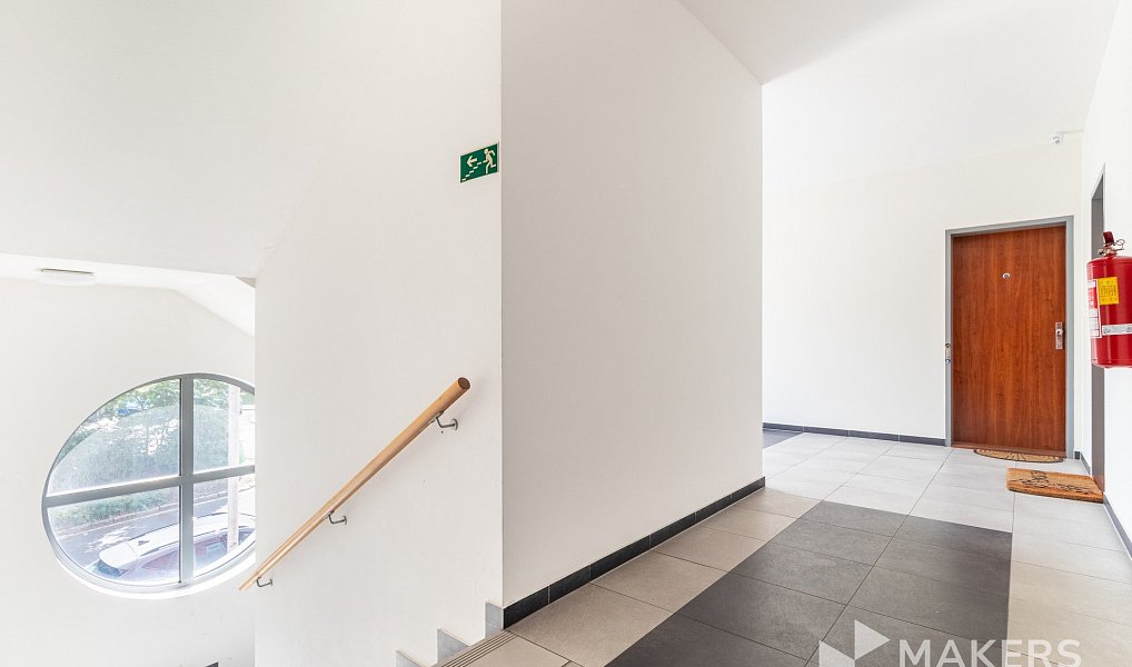 Pronájem bytu 3+kk 100 m², Praha – náhled fotky 17