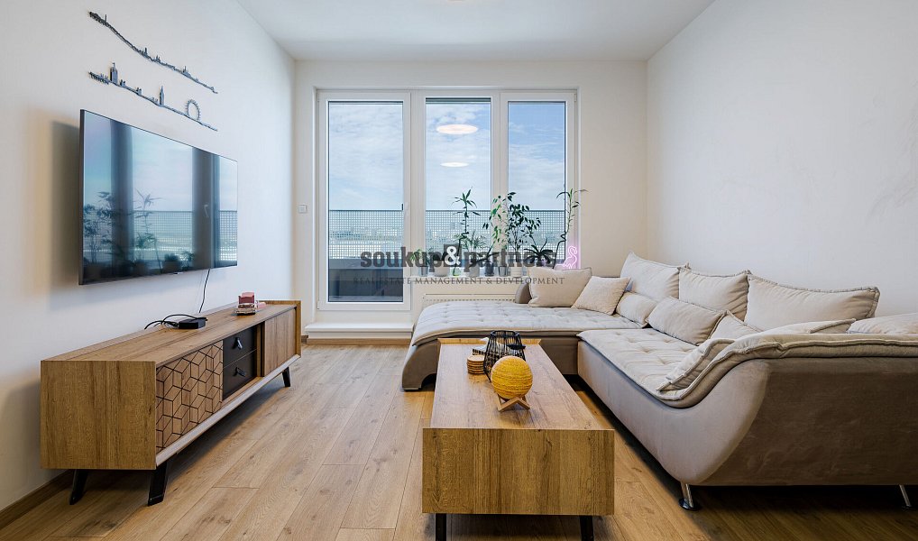Pronájem bytu 2+kk 56 m², Praha – náhled fotky 6