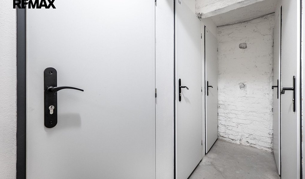 Pronájem skladovacích prostor 2 m², Praha – náhled fotky 2