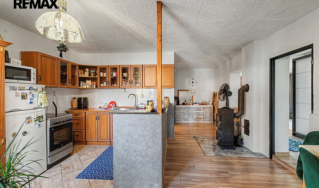 Prodej domu 222 m² s pozemkem 1 257 m², Kly – náhled fotky 29