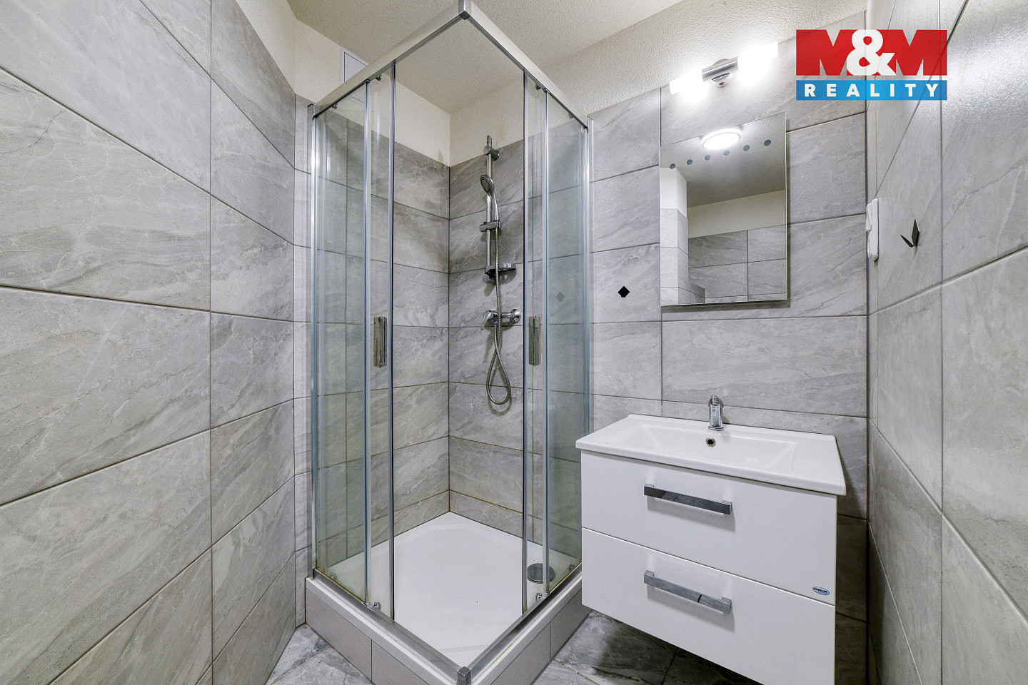 Pronájem bytu 3+1 86 m² — photo 2