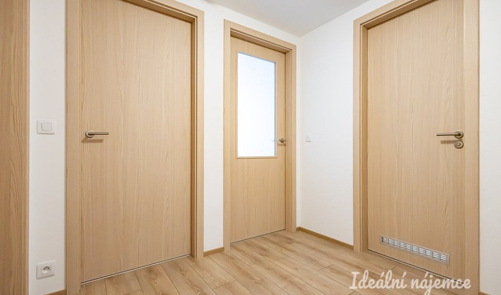 Pronájem bytu 2+kk 44 m², Praha – náhled fotky 7
