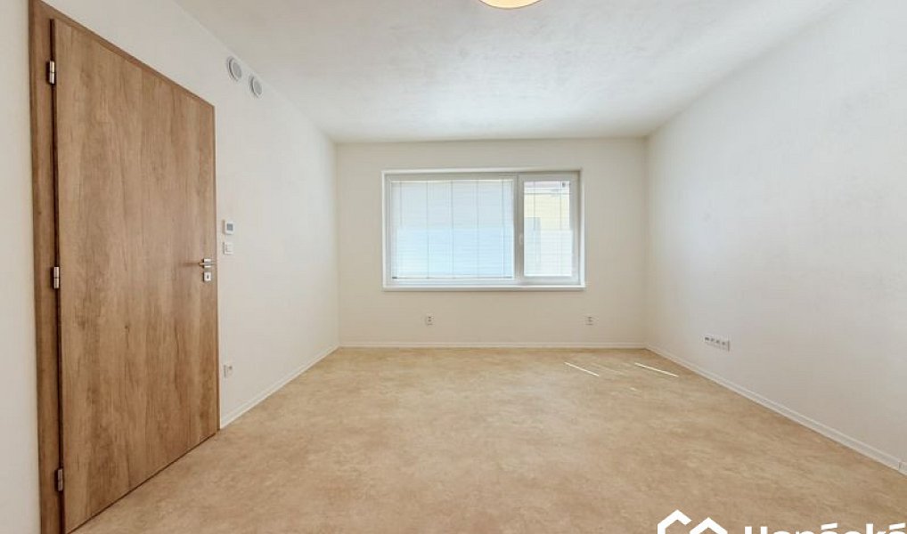 Pronájem bytu 1+kk 30 m², Bystřice pod Hostýnem – náhled fotky 6