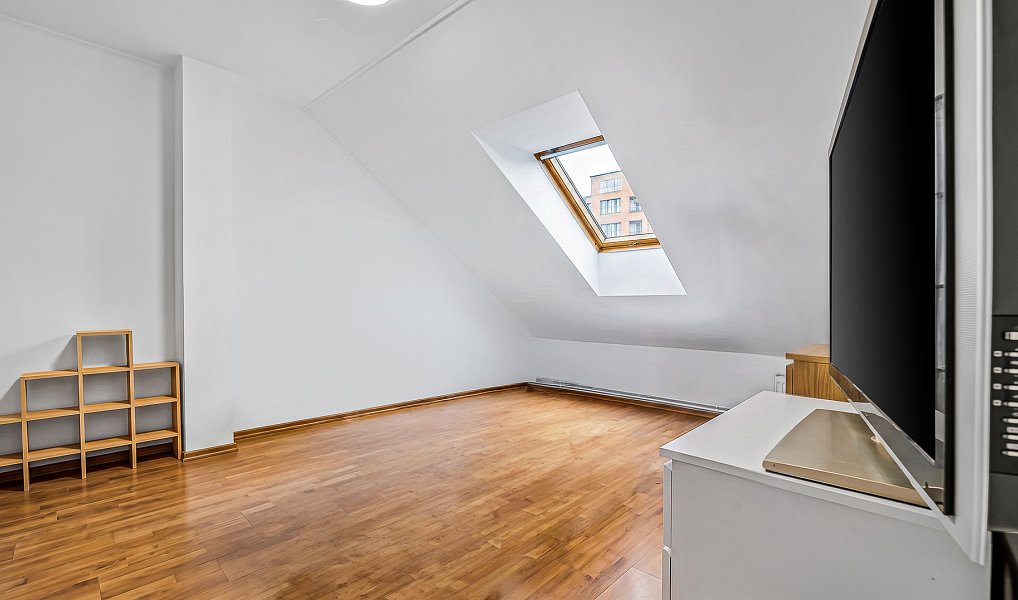 Prodej domu 850 m² s pozemkem 1 600 m², Nový Bor – náhled fotky 29