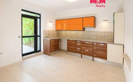 Pronájem bytu 3+1 79 m², V nové čtvrti, Praha 10 - Hostivař
