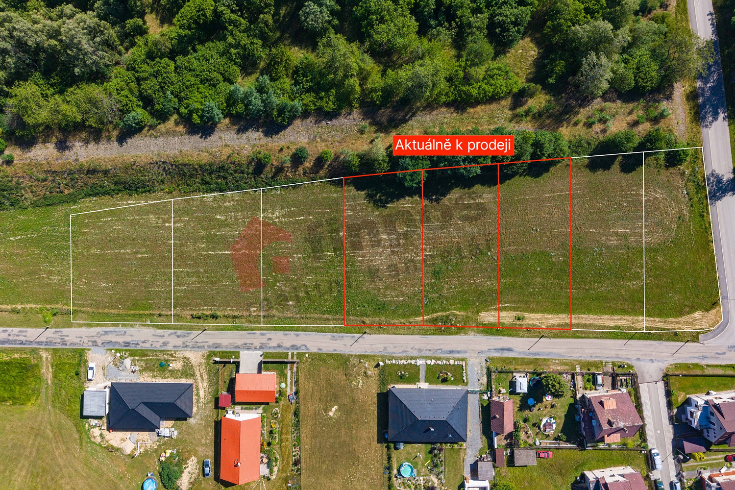 Prodej stavebního pozemku 872 m² – fotografie 3