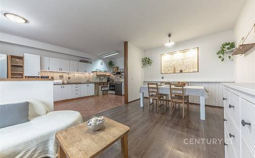 Prodej bytu 3+kk 87 m², náměstí Plukovníka Vlčka, Praha 9 - Černý Most, okres Praha