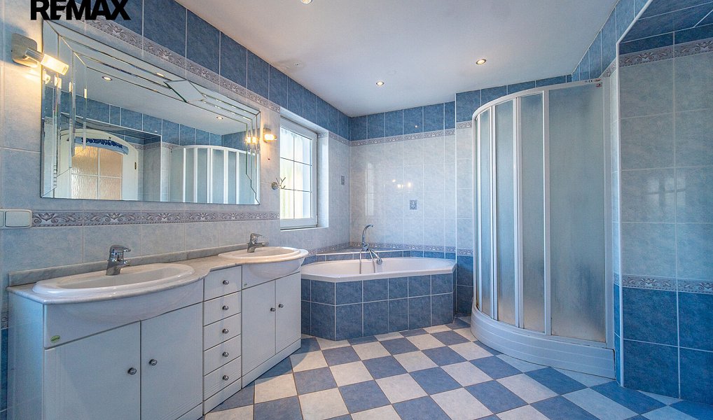 Prodej domu 292 m² s pozemkem 481 m², Český Brod – náhled fotky 14