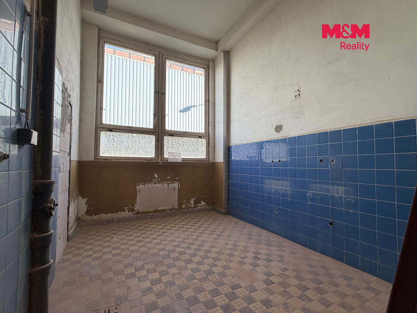 Pronájem skladovacích prostor 996 m² – fotografie 4