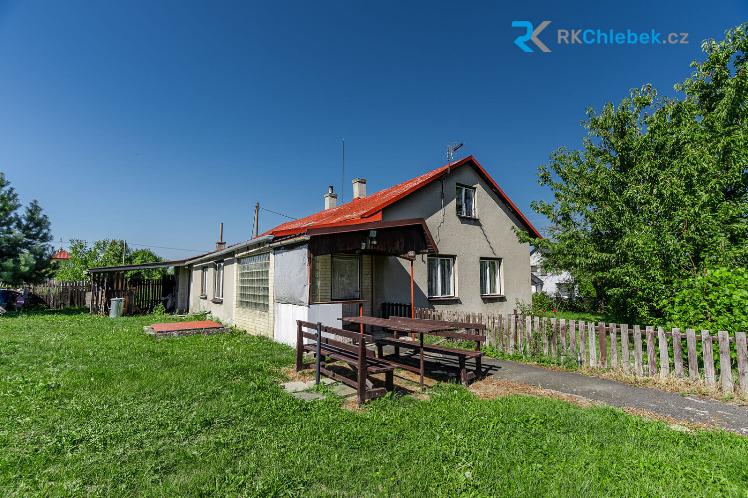 Prodej domu 133 m² s pozemkem 2 139 m² – fotografie 2