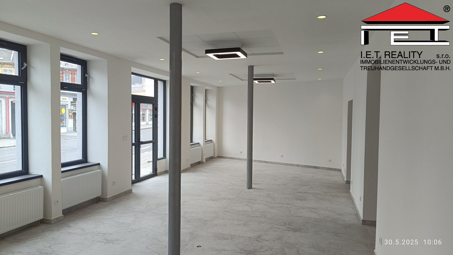 Pronájem obchodních prostor 94 m² – fotografie 3
