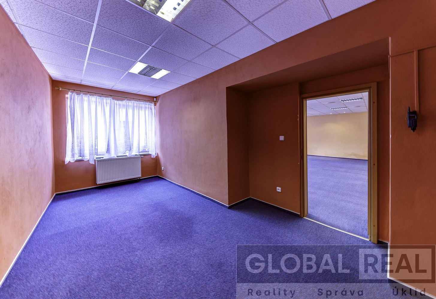 Prodej kanceláře 401 m² – fotografie 5