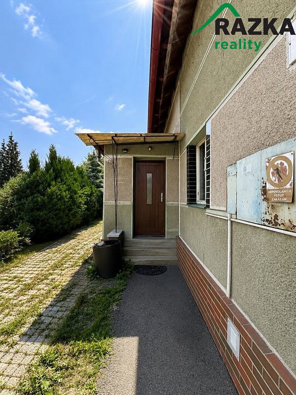 Prodej domu 200 m² s pozemkem 1 168 m² – fotografie 3