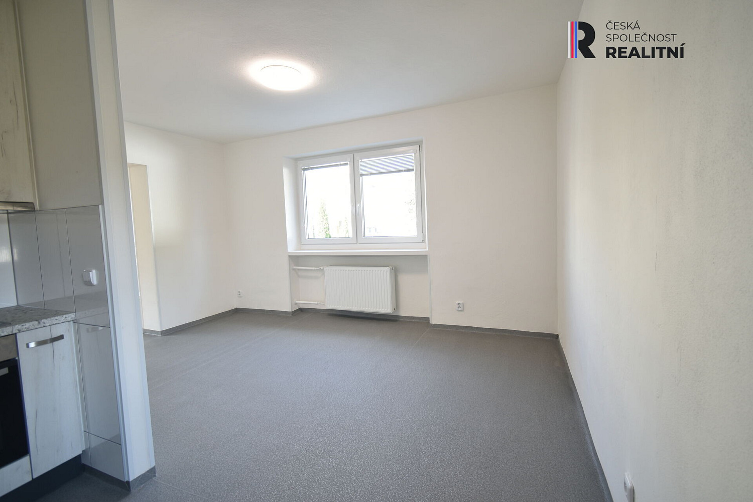 Pronájem bytu 2+1 79 m² – fotografie 4