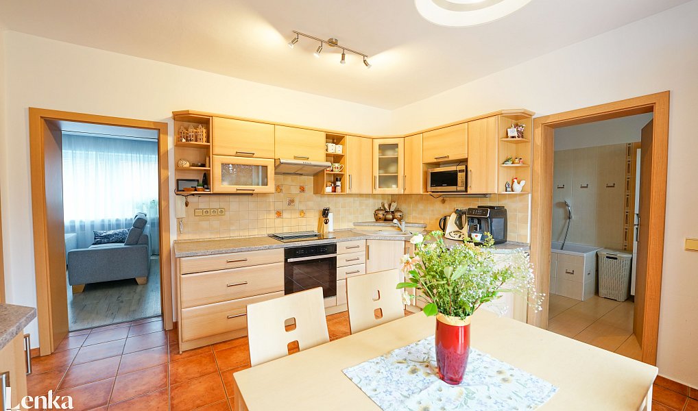 Prodej domu 249 m² s pozemkem 588 m², Ratíškovice – náhled fotky 6
