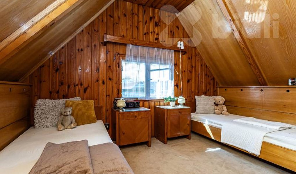 Prodej domu 97 m² s pozemkem 1 779 m², Straky – náhled fotky 7