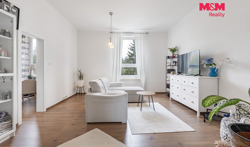 Prodej bytu 2+1 67 m², Králův Dvůr – náhled fotky 4