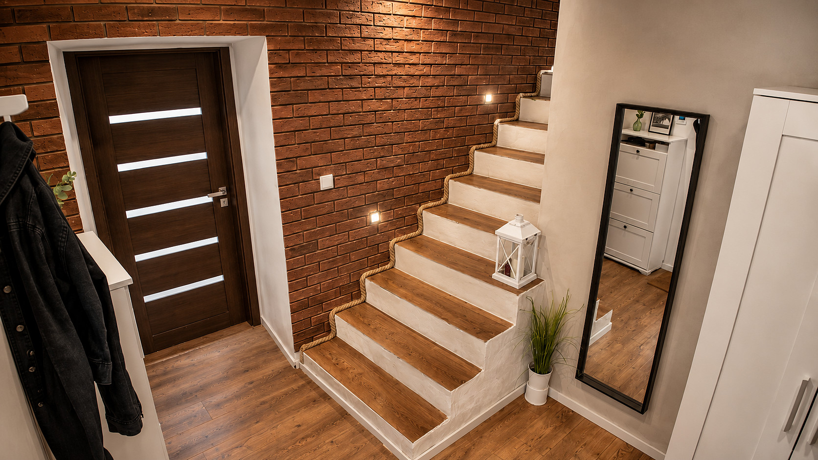 Prodej domu 180 m² s pozemkem 477 m² – fotografie 2