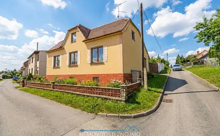 Prodej domu 240 m² s pozemkem 558 m², Citonice, okres Znojmo