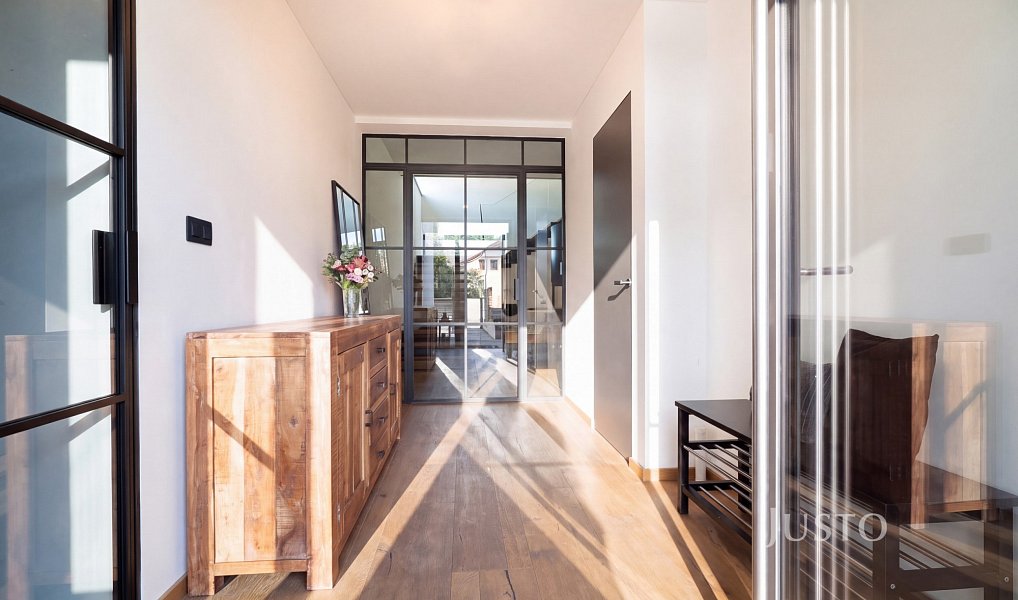 Prodej domu 349 m² s pozemkem 1 385 m², Ohrobec – náhled fotky 26