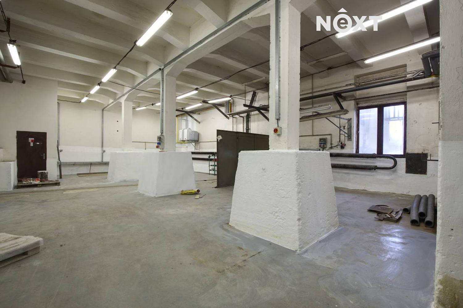 Pronájem výrobních prostor 2 250 m²
