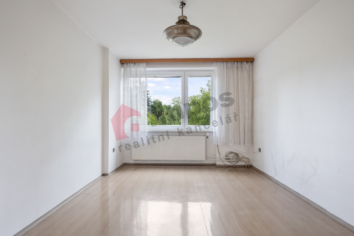 Prodej domu 210 m² s pozemkem 1 048 m² — photo 2