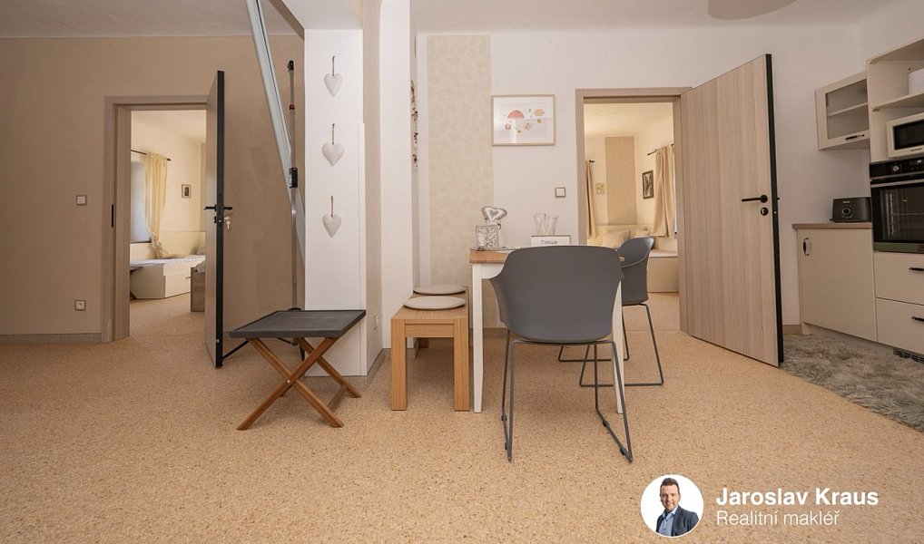 Prodej domu 373 m² s pozemkem 1 234 m², Roprachtice – náhled fotky 36