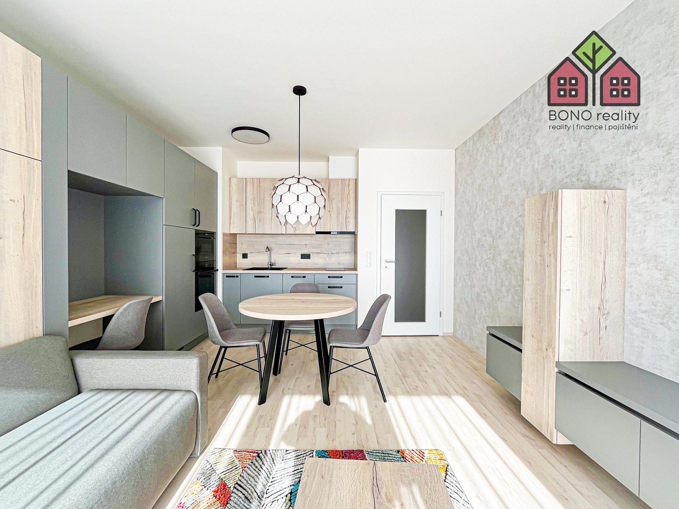 Pronájem bytu 1+kk 32 m²