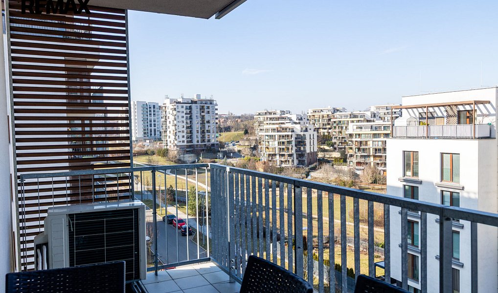Prodej bytu 3+kk 86 m², Praha – náhled fotky 12