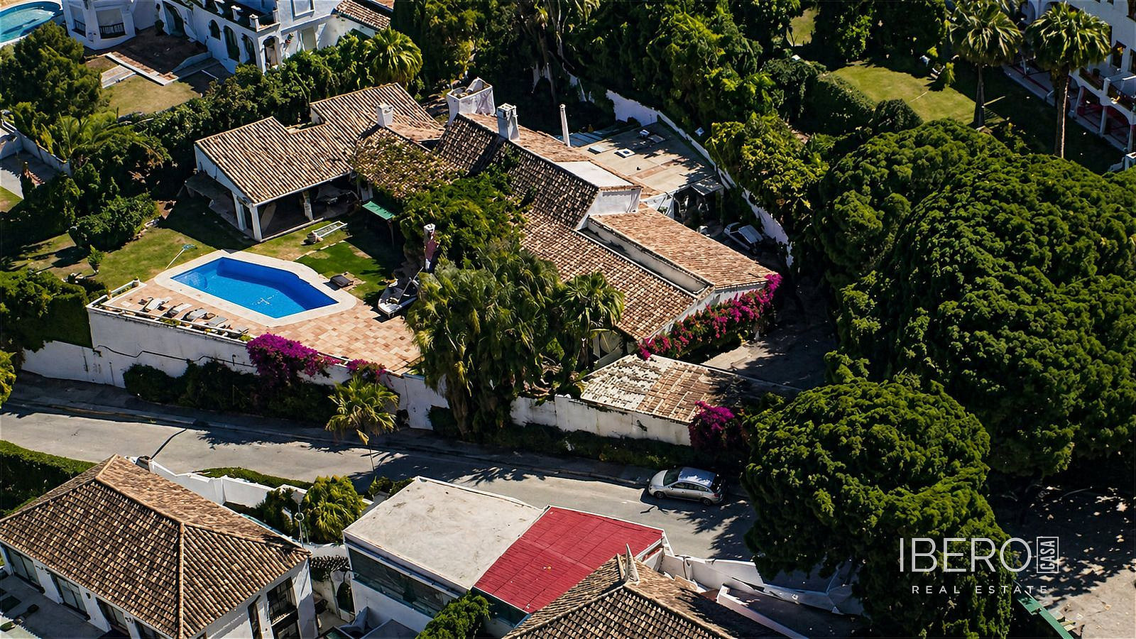 Casa 6+kk – Marbella, Nueva Andalucía - Vista 2