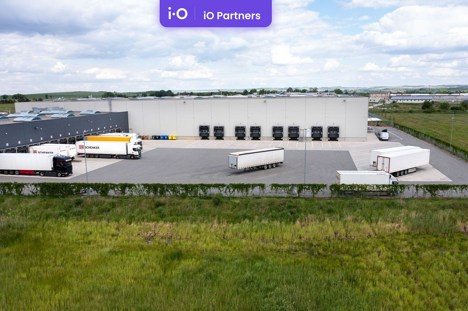 Pronájem skladovacích prostor 2 920 m² – fotografie 3