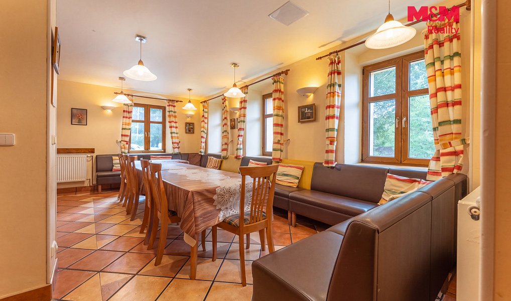 Prodej domu 270 m² s pozemkem 992 m², Loučná pod Klínovcem – náhled fotky 7