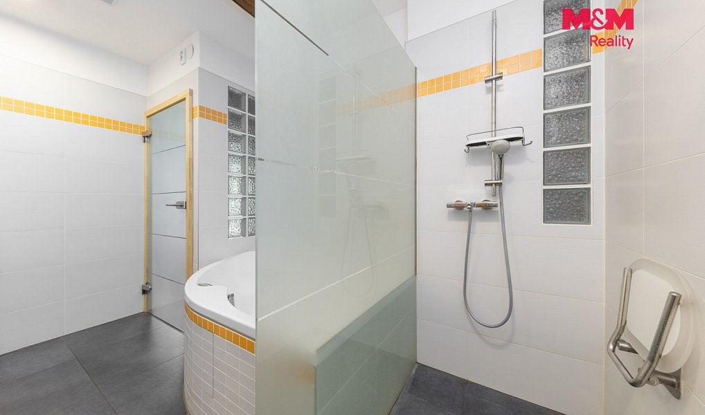 Prodej domu 231 m² s pozemkem 575 m², Brno – náhled fotky 3