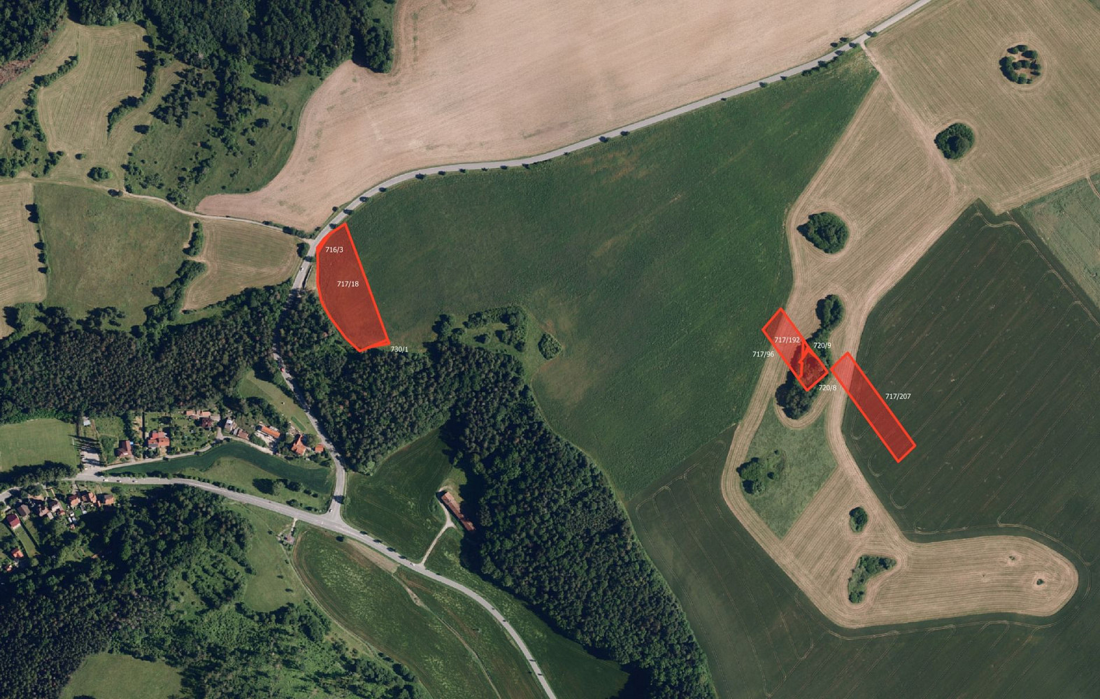 Prodej pole 23 486 m²
