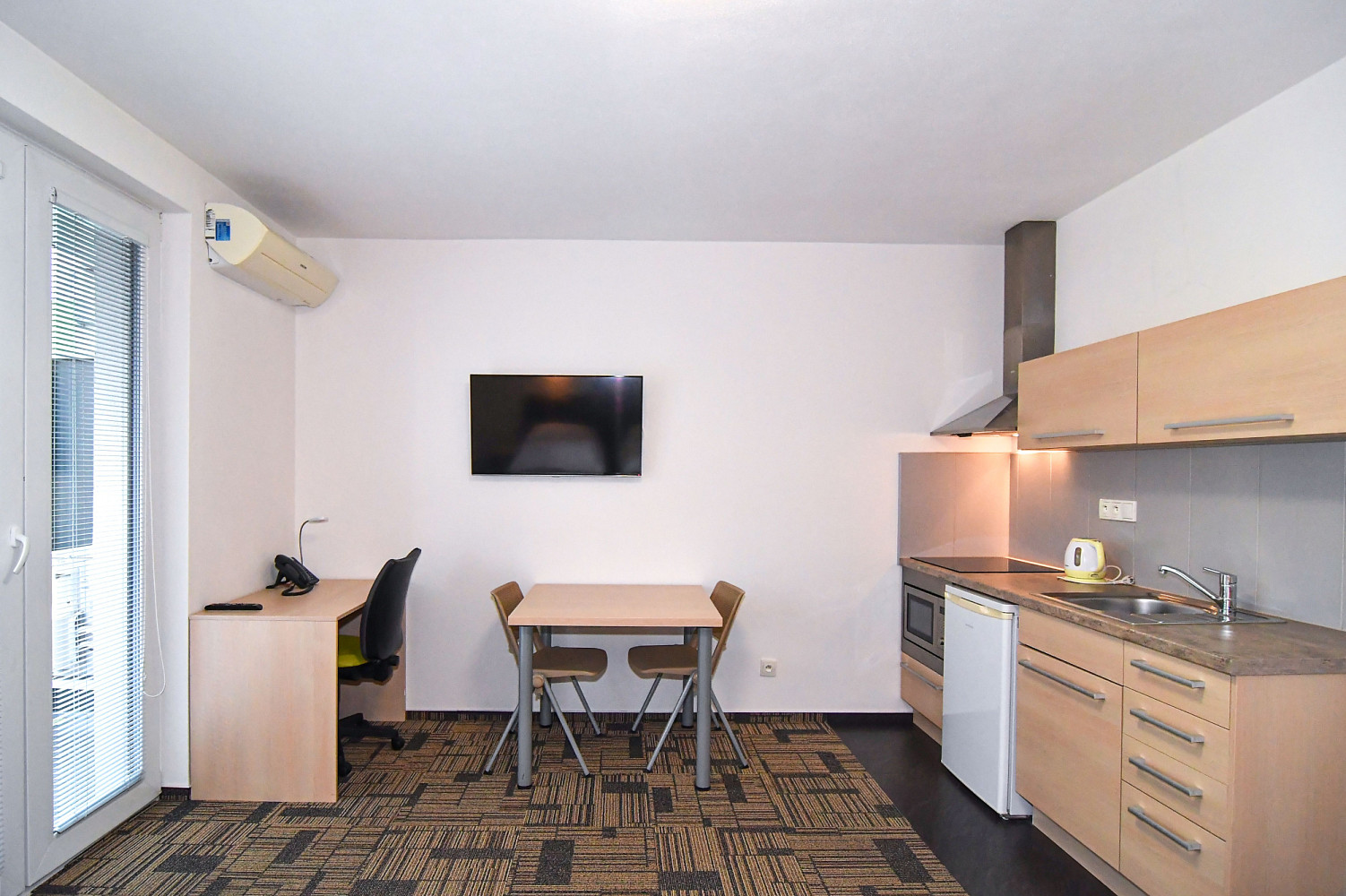 Pronájem bytu 1+kk 35 m² – pohled 2