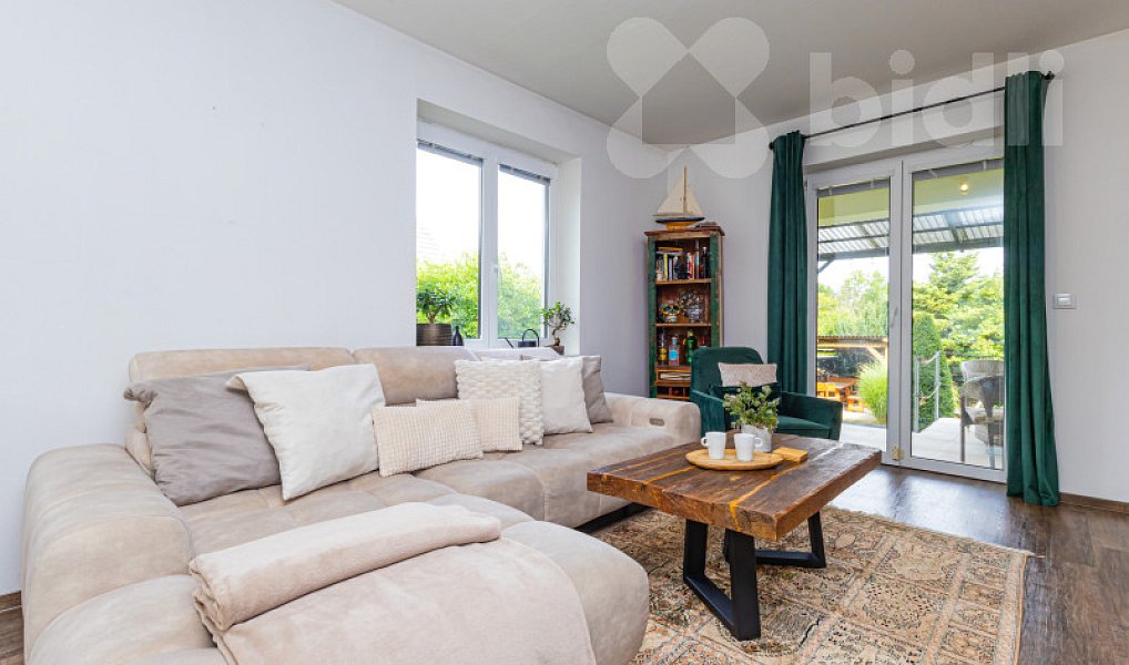 Prodej domu 205 m² s pozemkem 809 m², Jesenice – náhled fotky 5