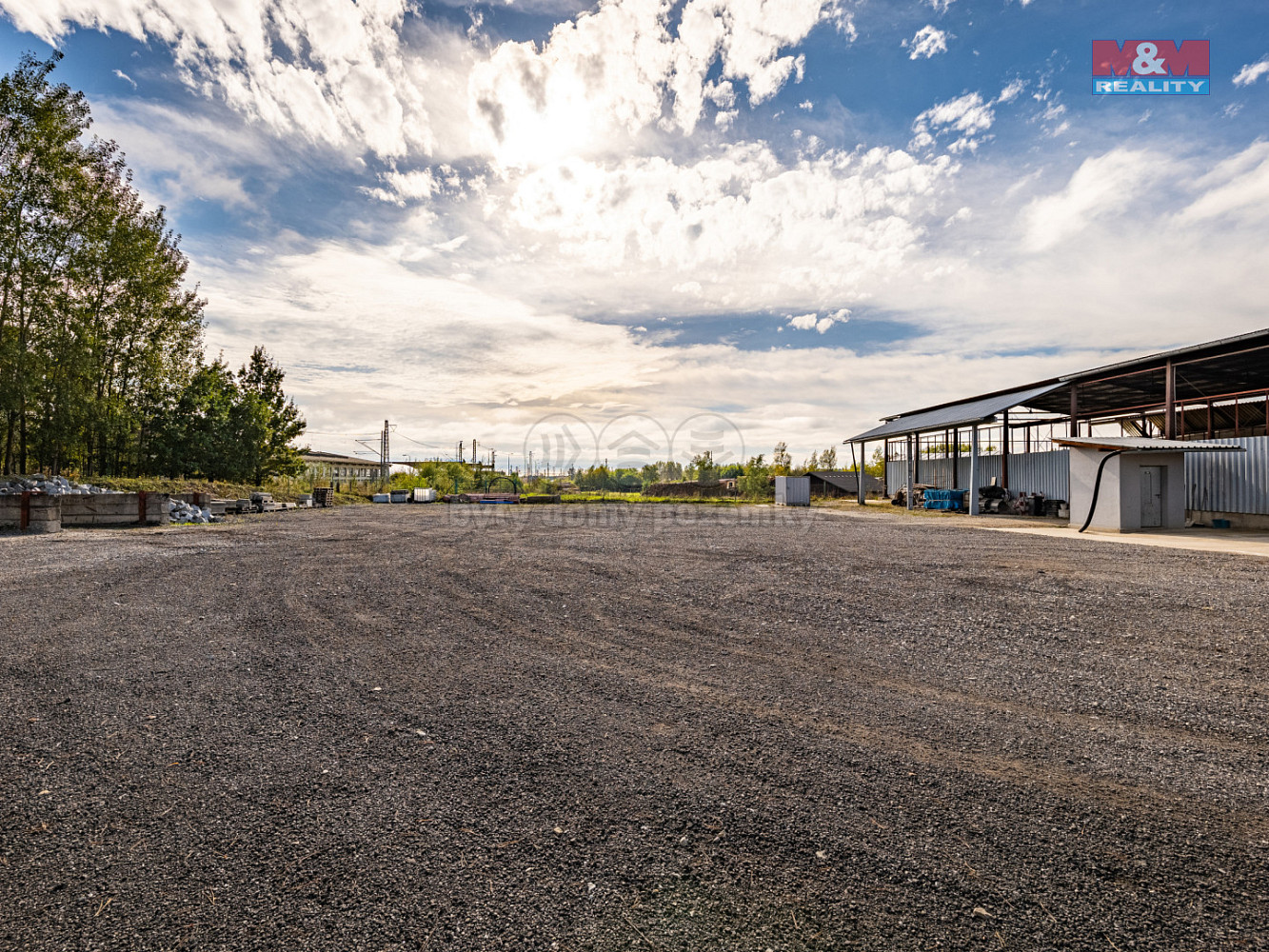 Prodej komerčního pozemku 1 840 m² — photo 4